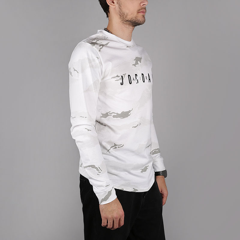   лонгслив Jordan Sportswear Tech Men's Graphic Long-Sleeve T-Shirt AH6331-100 - цена, описание, фото 1